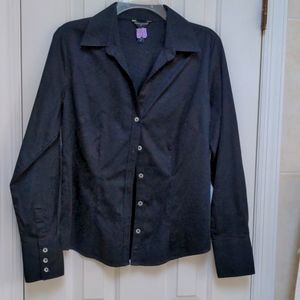 Banana Republic Fitted bottom shirt
